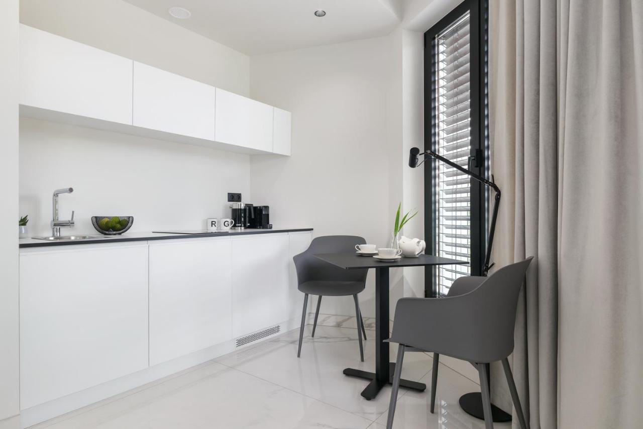 Centro Design Apartments - Polwiejska 포즈난 외부 사진